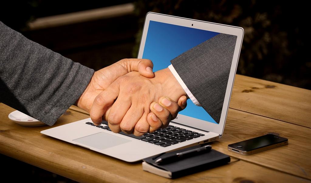 Anna Kowalska - CEO TechInnovate